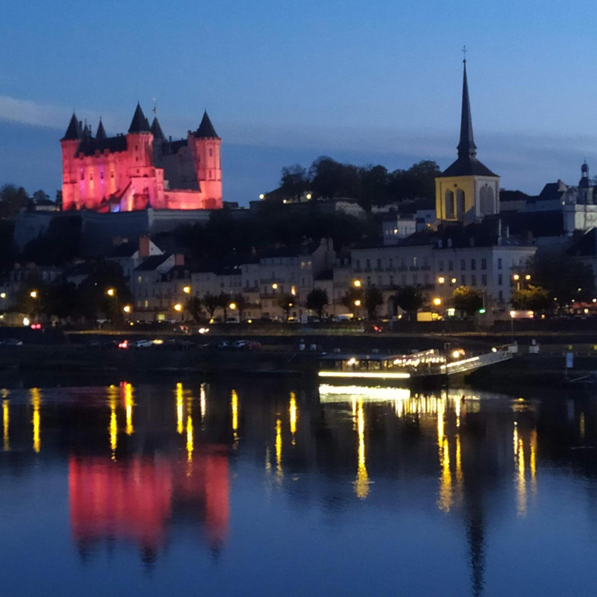 Une - Halte Entre Les Ponts - En Toute Simplicite Appartement Saumur Buitenkant foto